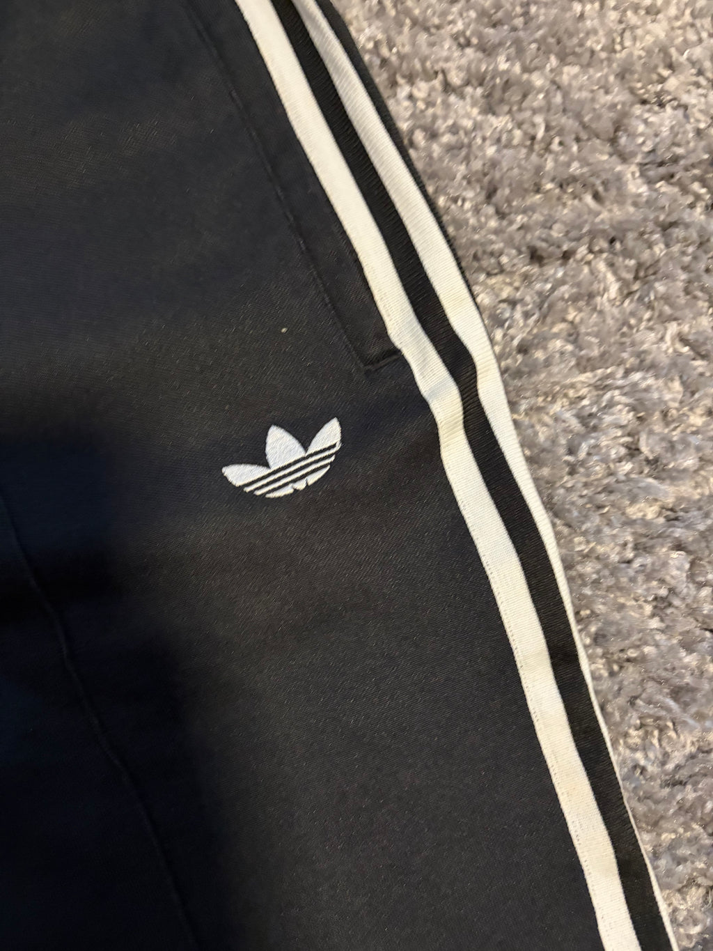 Adidas Trackpants (L)