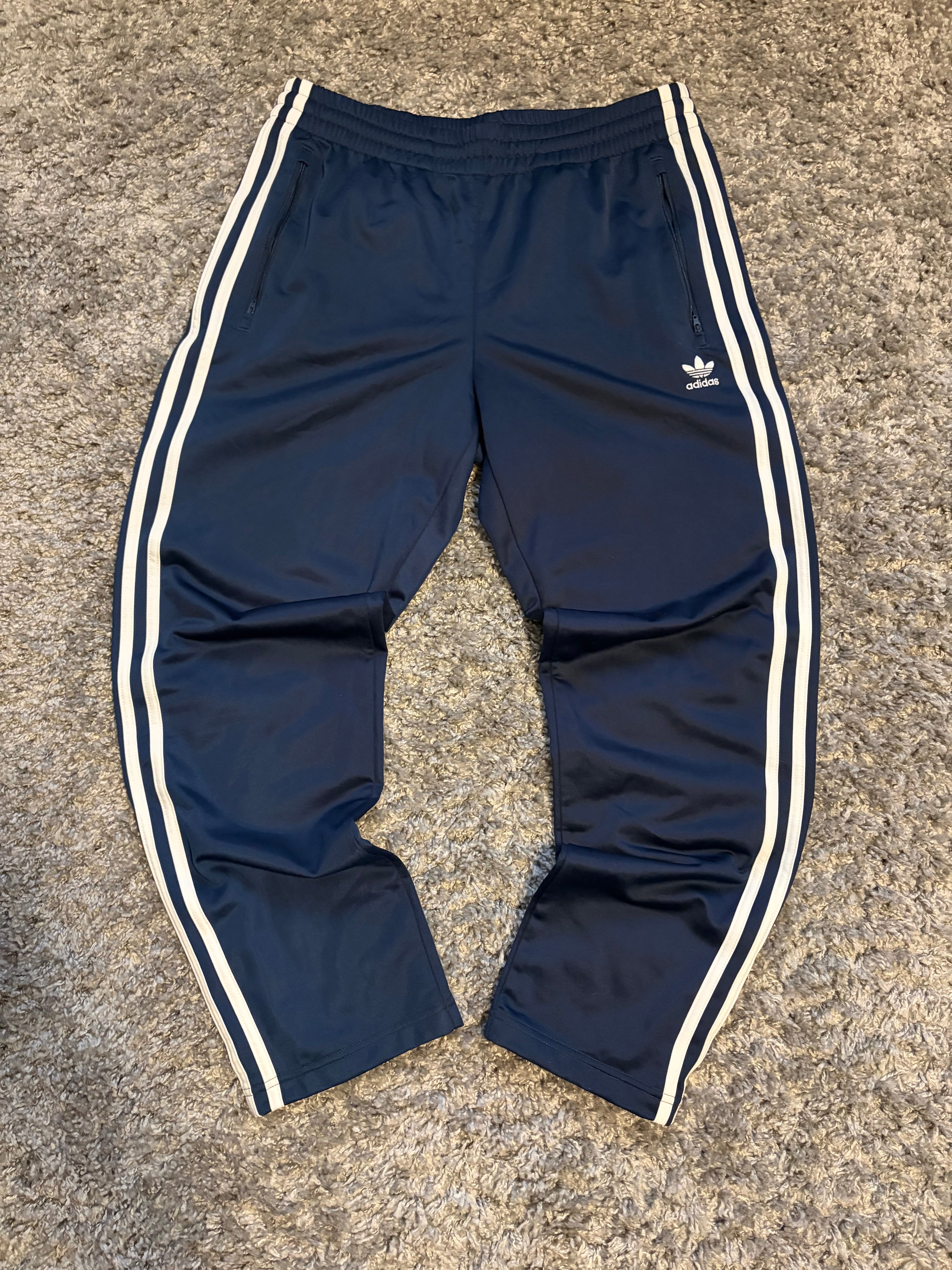 Adidas Trackpants (L)