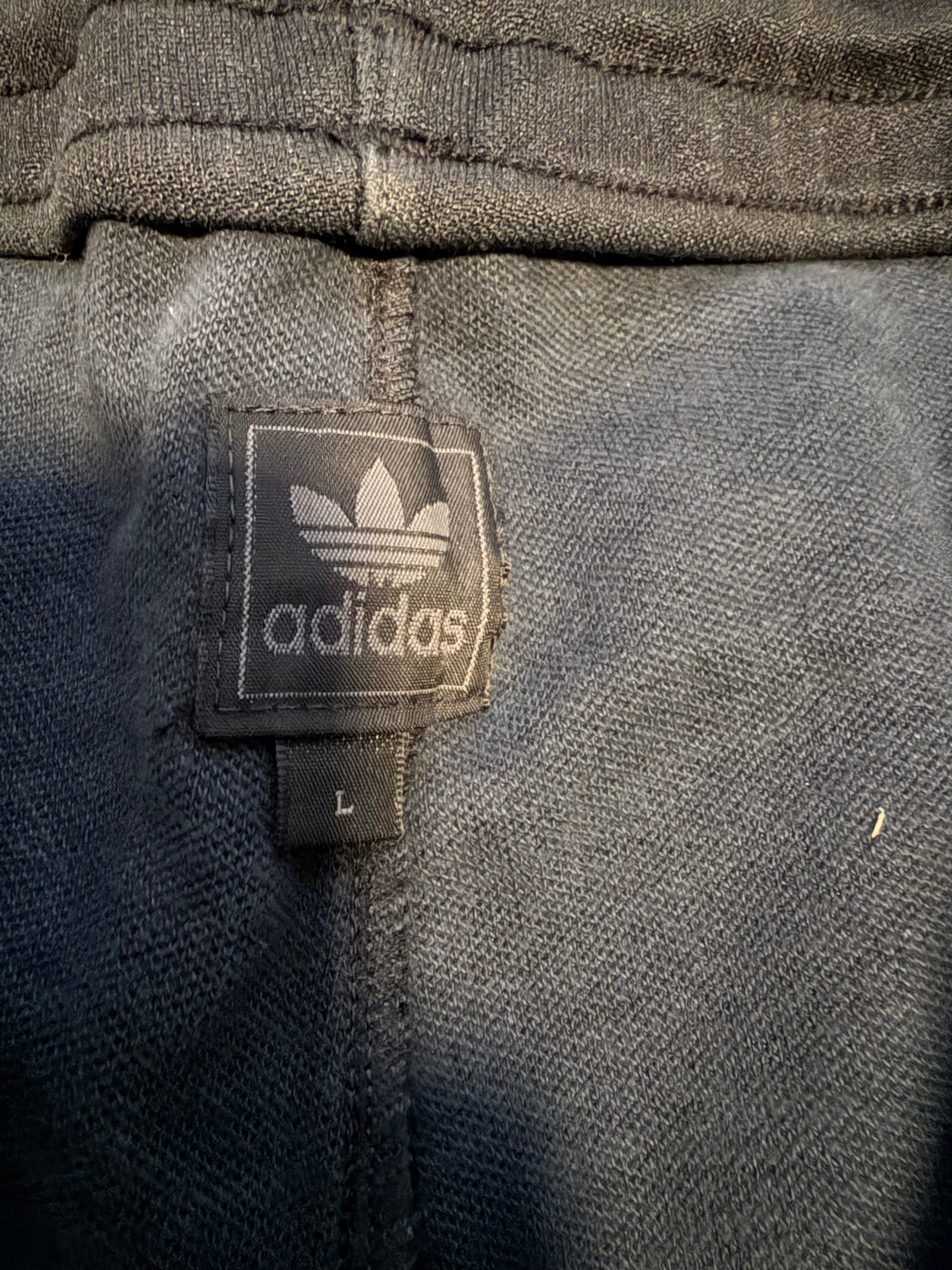 Adidas Trackpants (L)