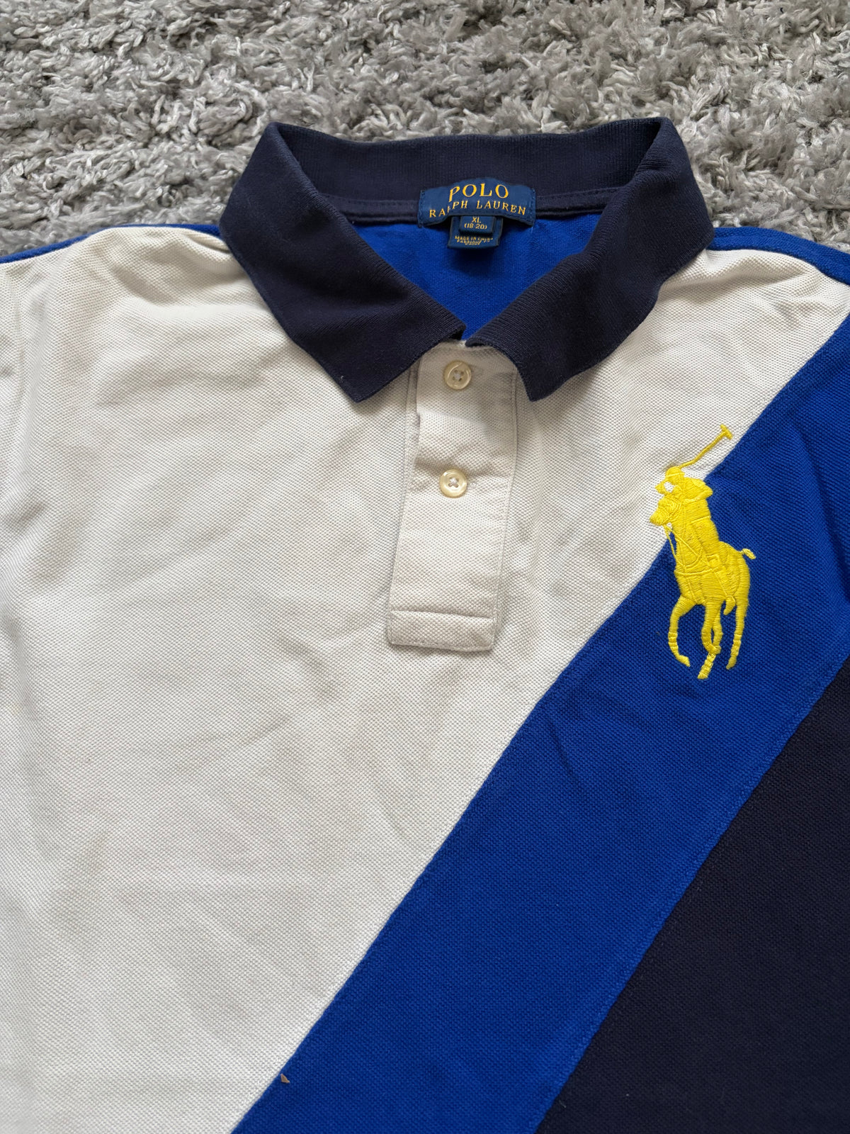 Polo Shirt (M)