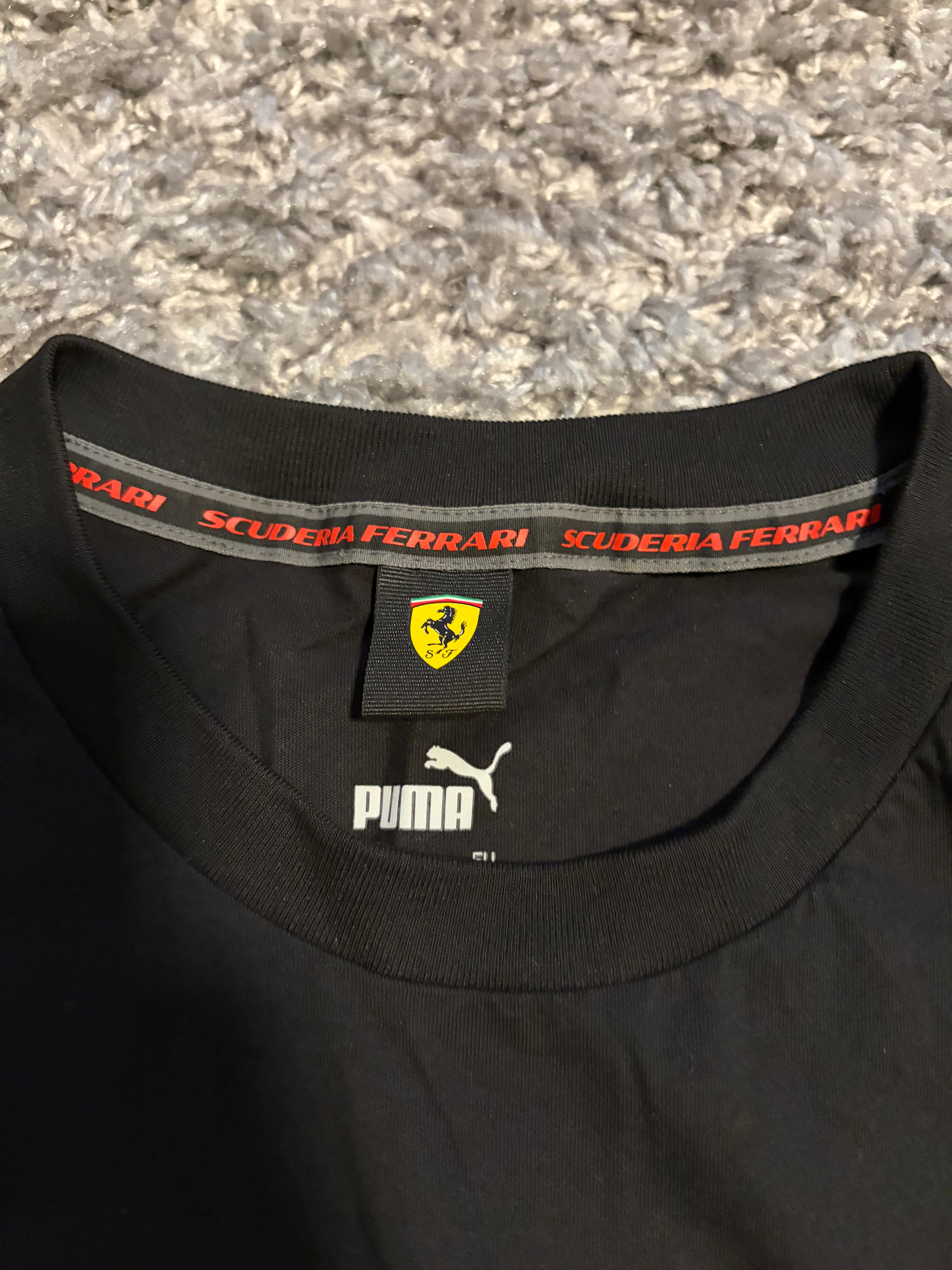 Ferrari Shirt (M)