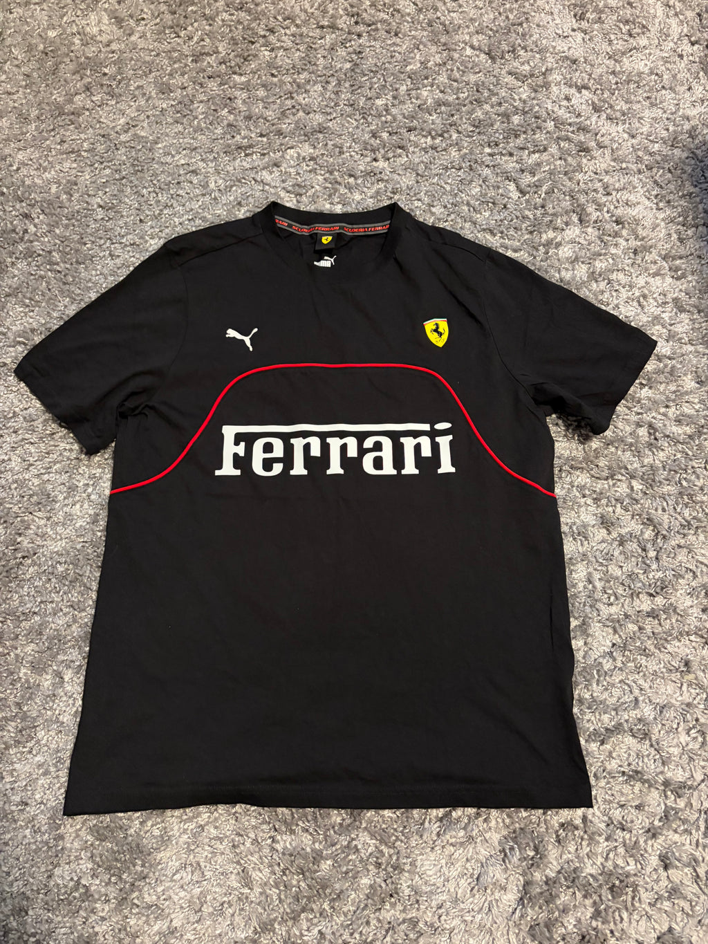 Ferrari Shirt (M)
