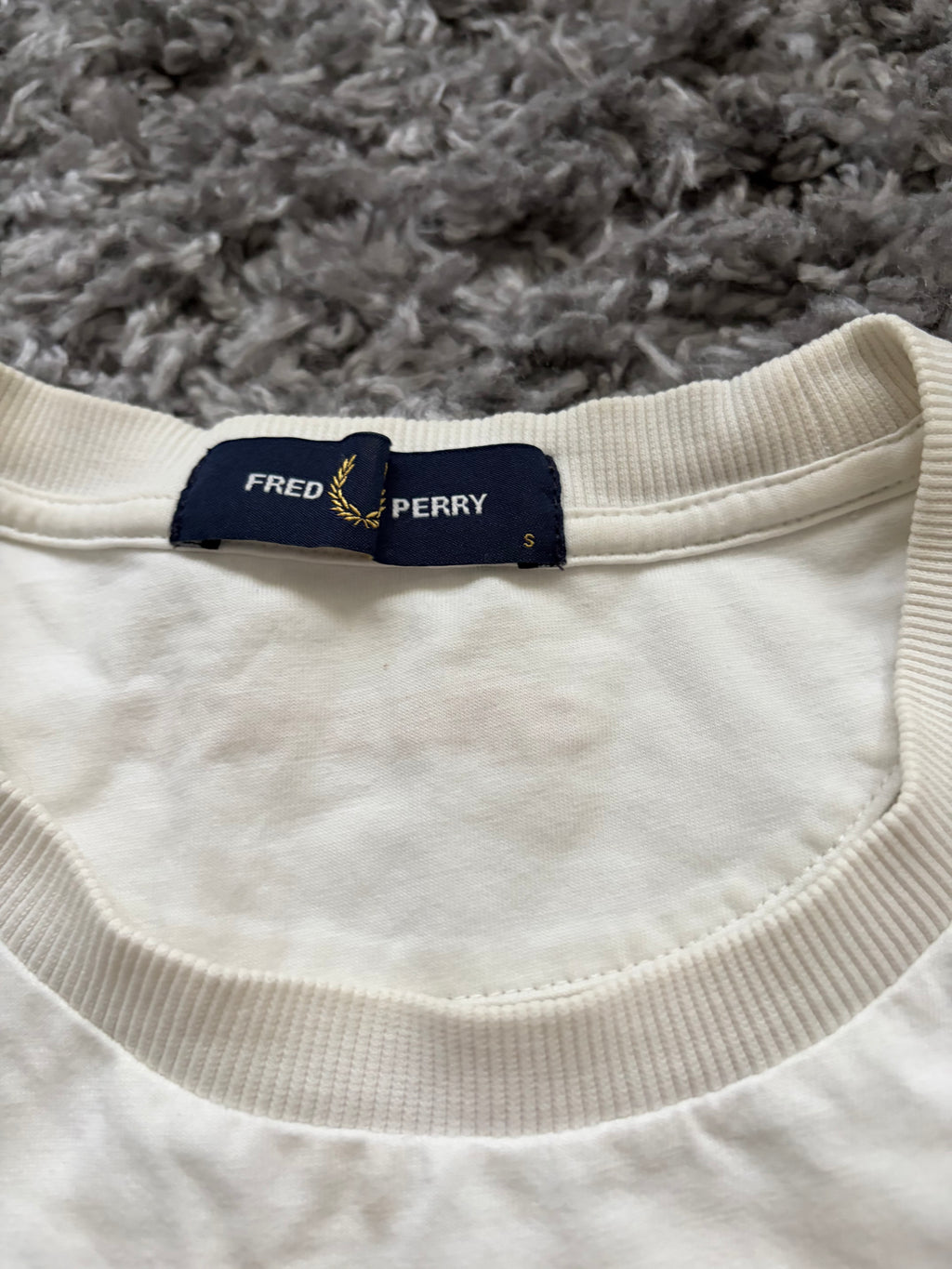 Fred Perry Shirt (S)