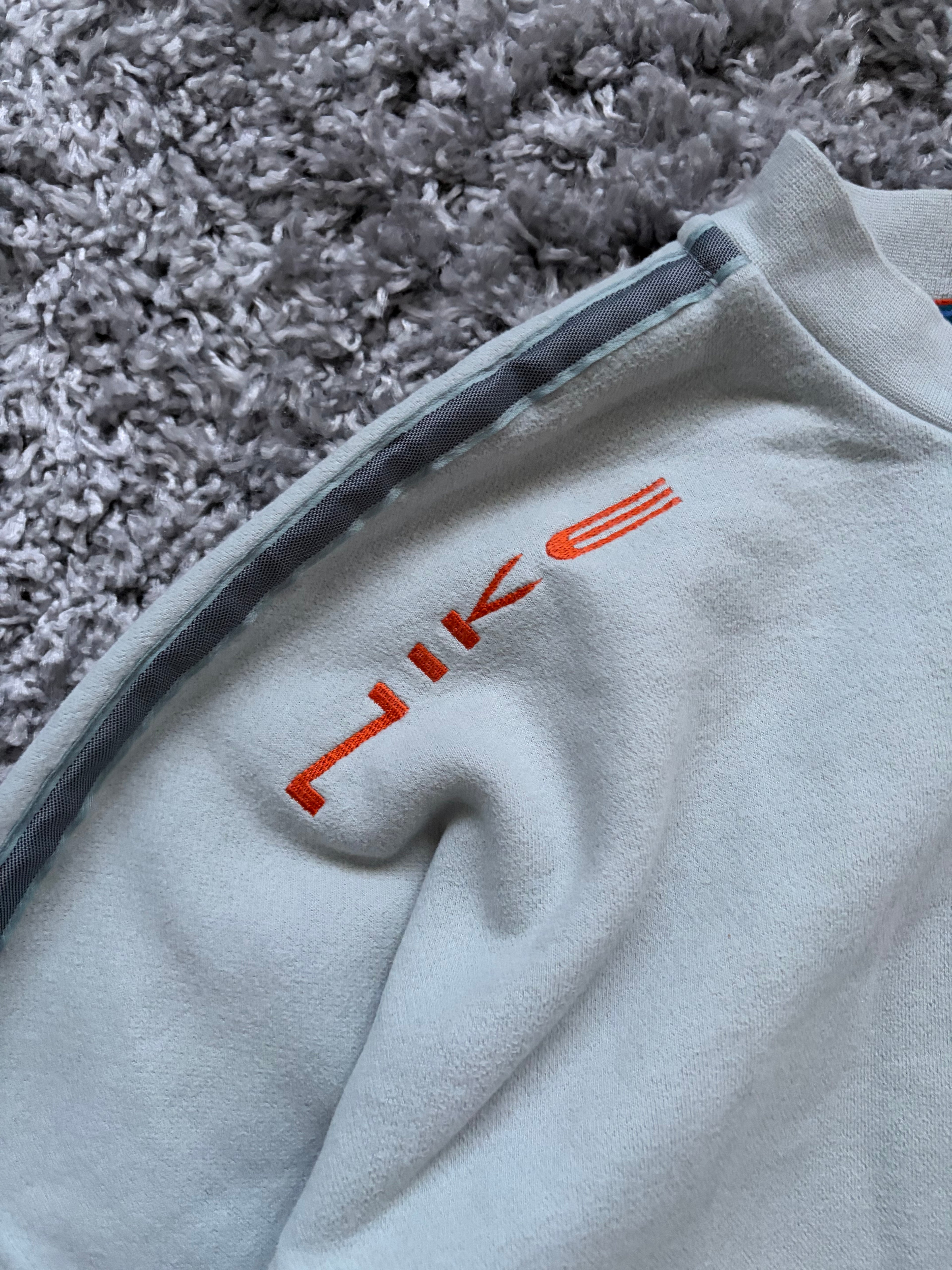 Nike Sweater (L)