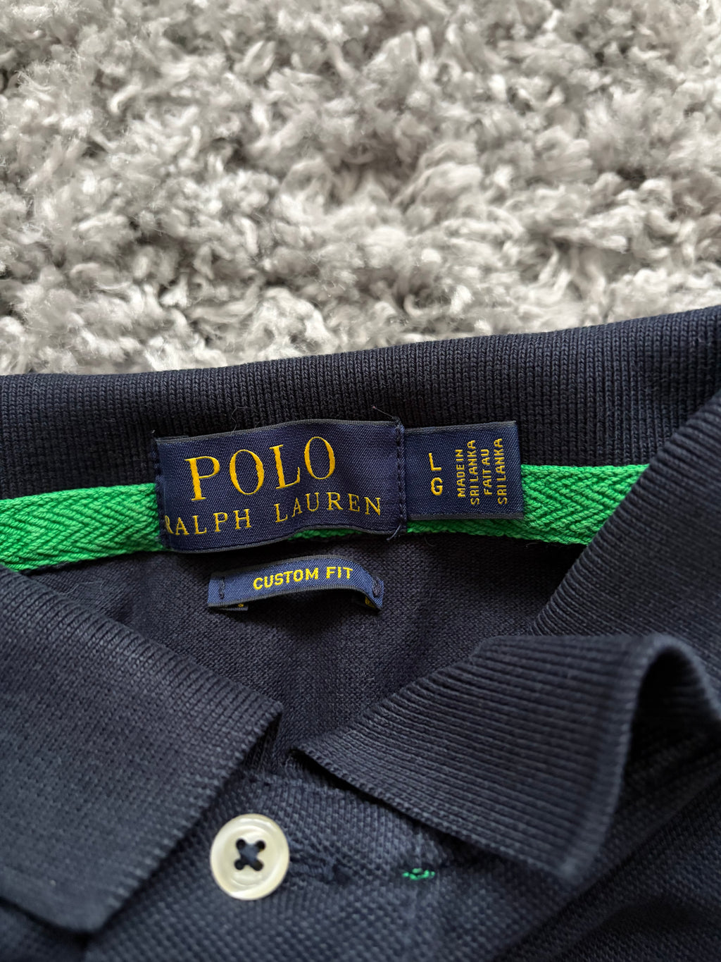Ralph Lauren Polo (L)