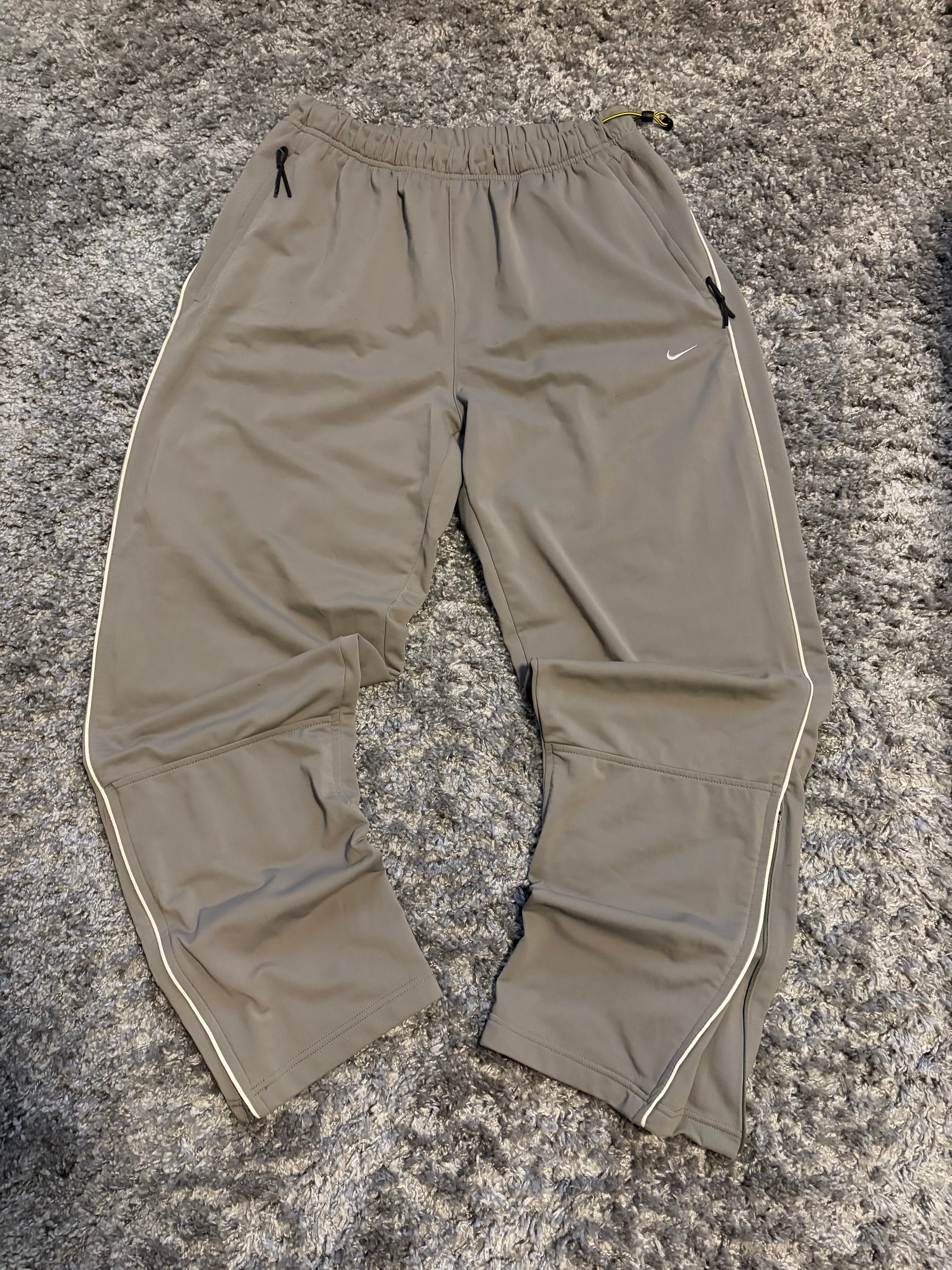 Nike Trackpants (XL)
