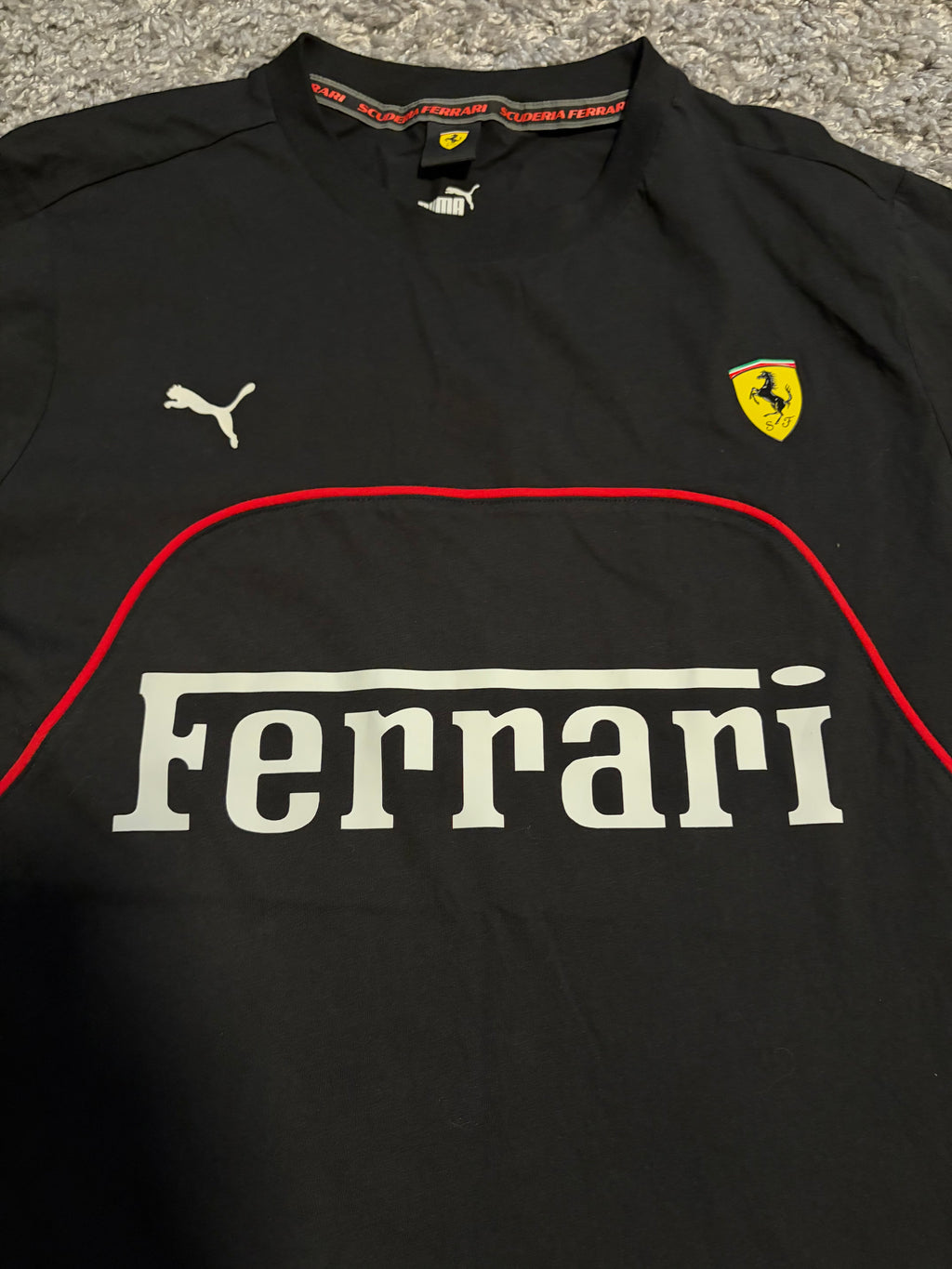 Ferrari Shirt (M)
