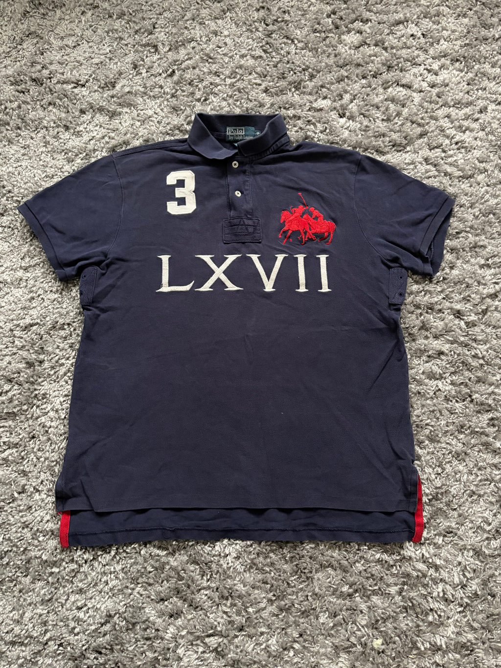Ralph Lauren Polo (L)