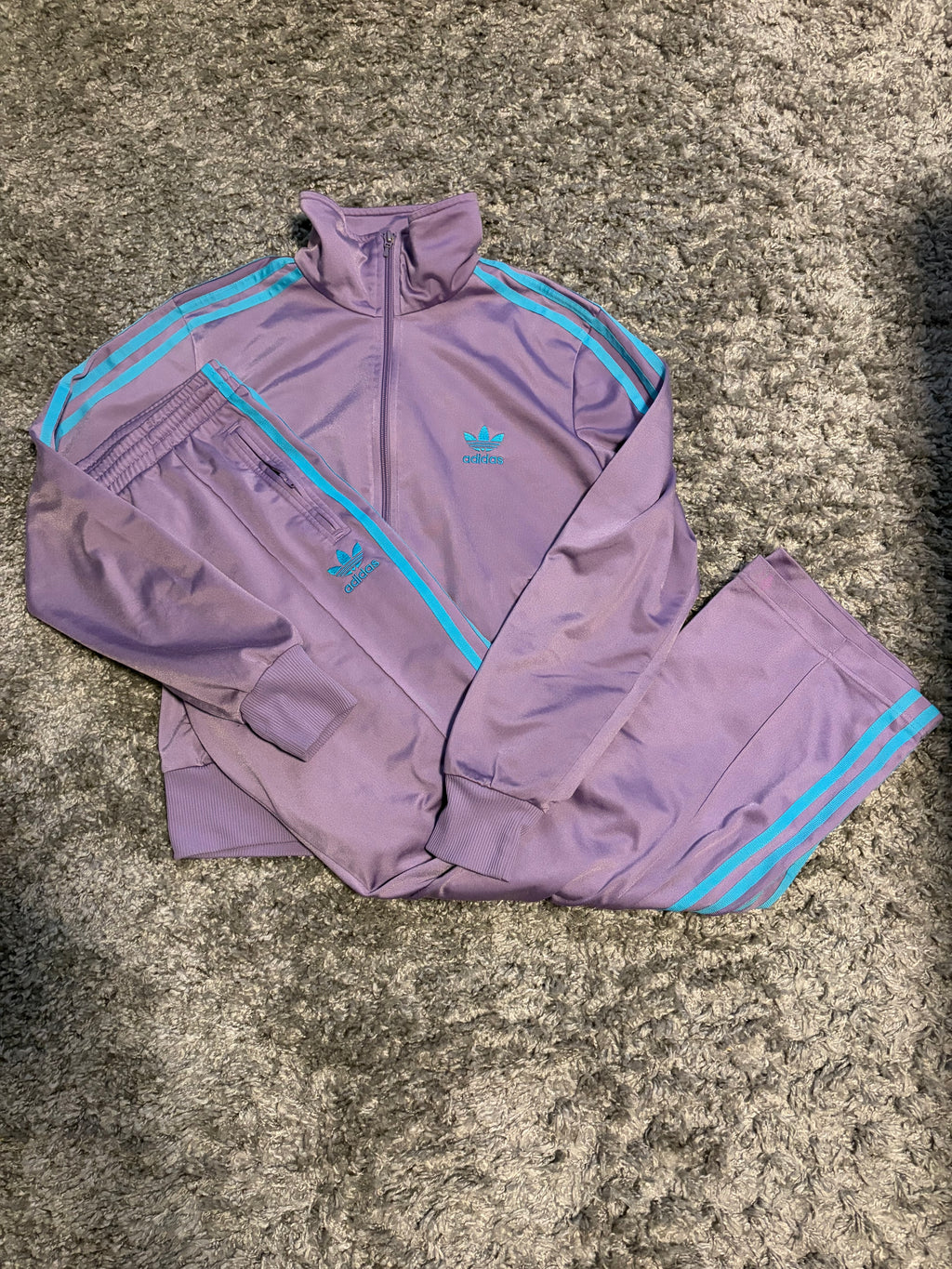 Adidas Tracksuit (S)