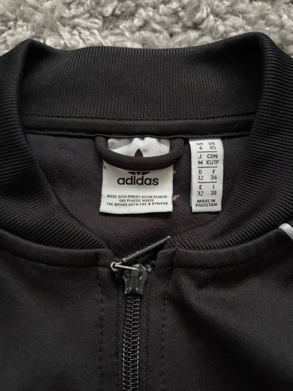 Adidas Zipper (XS)